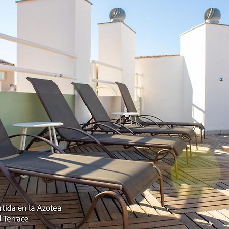 Living4Malaga Suites Superior Exterior photo
